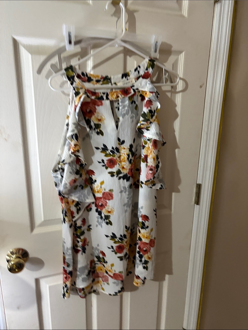 Umgee White Floral Cold-Shoulder  with Pink & Yellow Blooms